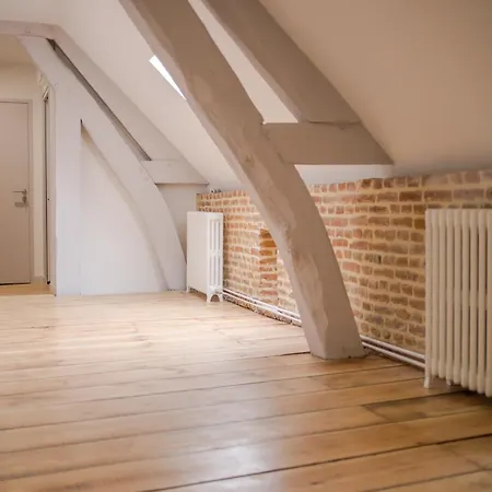 Ecuries Du Chateau De Holiday home