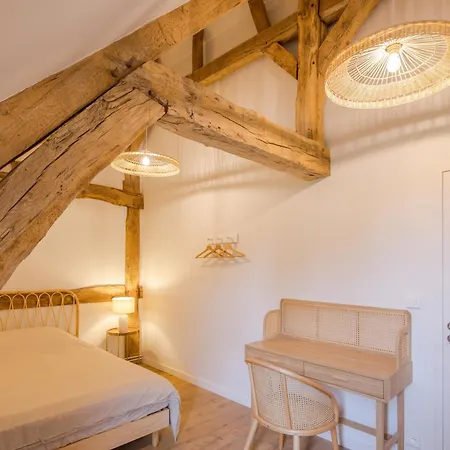 Holiday home Ecuries Du Chateau De